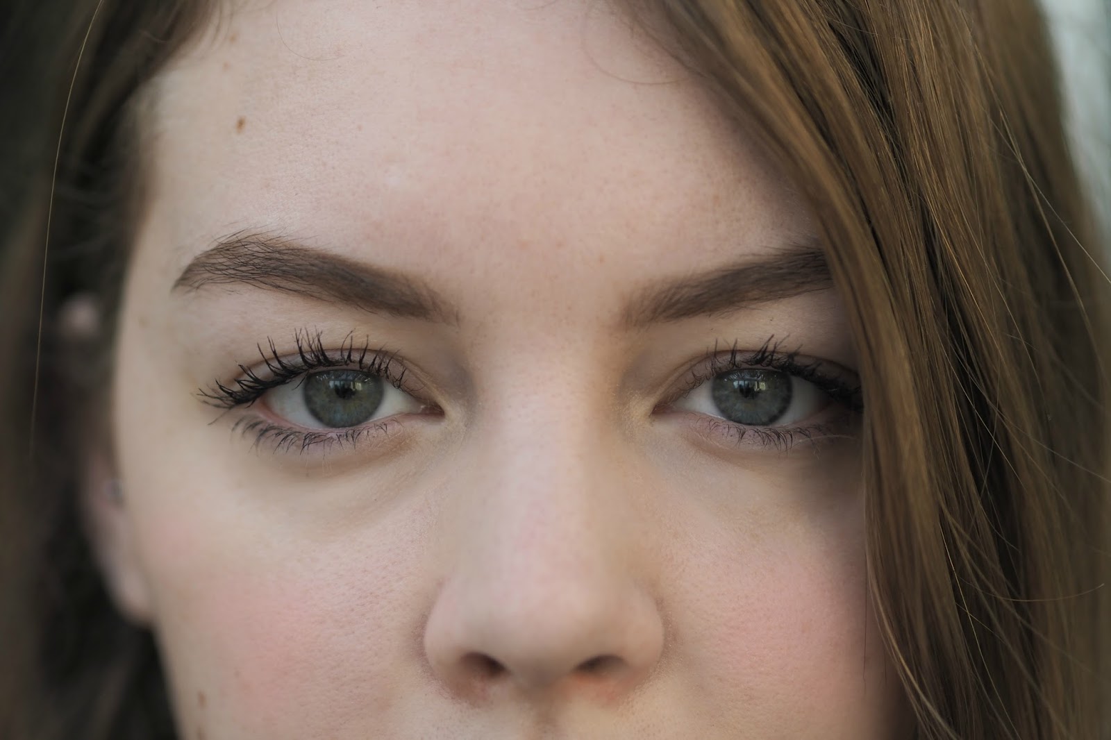 L'Oreal Paris False Lash Superstar Red Carpet Mascara Worn